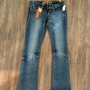 BRAND NEW JEANS!